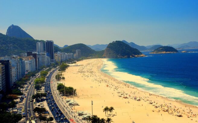 Faute de plage brésilienne, les internautes passeront l'été devant la télévision !