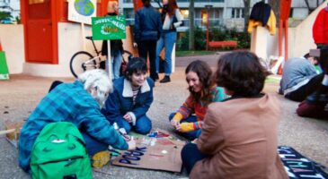 Acadomia accompagne la jeunesse qui change dans une campagne axée sur la positivité