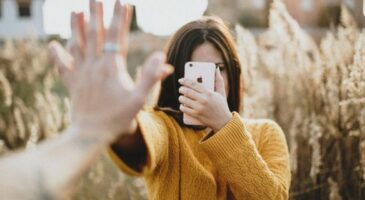 Réseaux sociaux, connexion, vidéo, les points forts pour capter l'attention des jeunes consommateurs