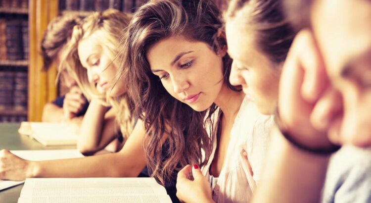 42% des lycéens et étudiants redoutent l'impact de la crise sur leur carrière professionnelle