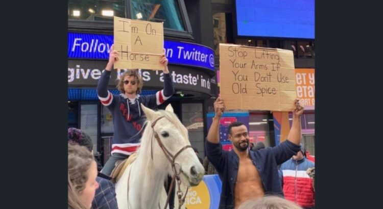 Old Spice surfe sur la popularité de la star d'Instagram @dudewithsign pour se faire remarquer