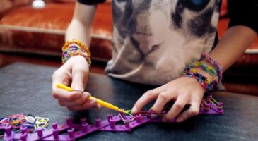 Claire's : #loomsofa, la folie Rainbow Loom et un challenge de taille en vue pour séduire ses jeunes clientes