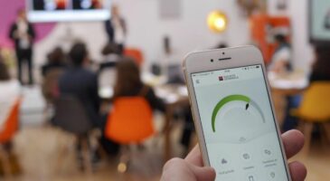 Talk And Touch Société Générale : Les jeunes Français de plus en plus convaincus par les applis bancaires mobiles