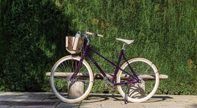 Nespresso dévoile un vélo fabriqué à partir de capsules de café usagées