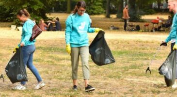 Deliveroo invite les parisiens à se lancer dans le plogging, engagement à fond