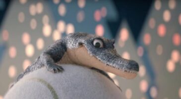 Lacoste donne vie à son célèbre crocodile pour Noël 2018