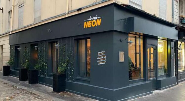 Le Café Néon, une nouvelle manière de toucher la jeune génération ?