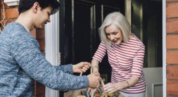 Mobile : Apporto, l'appli qui mise sur le lien social et l'entraide pour faire ses courses