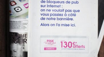 Boursorama Banque et Buzzman se jouent des AdBlocks en invitant une bannière pub dans le monde réel