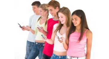 Mobile : Contact, contexte, paiement mobile, le rapport des 18-24 ans au mobile décrypté