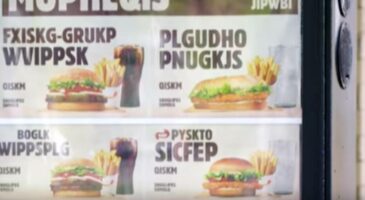 Burger King rend son menu illisible pour sensibiliser la jeune génération à la bonne cause