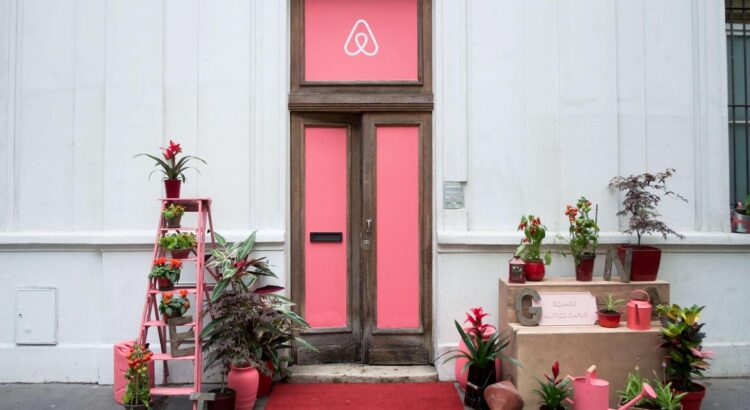 Bientôt un réseau social Airbnb ?