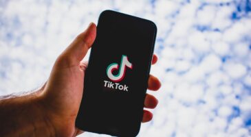 TikTok sous pression pour protéger davantage ses jeunes utilisateurs