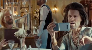 Jason Statham, égérie de LG pour vanter les mérites d'un mobile ultra fun avant tout
