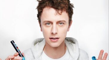 YouTube, premier canal de découverte des humoristes auprès des jeunes