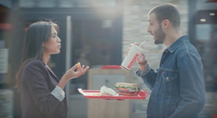 Burger King surfe sur le thème de la journée !