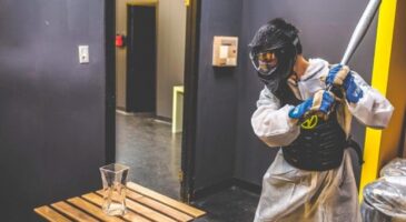 Rage Room, une salle inédite en son genre pour évacuer la colère des jeunes, top ou flop ?