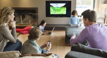 La télévision reste le support privilégié de la jeune génération, plus pour longtemps ?