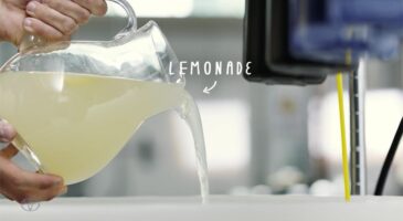 Toyota invente une voiture tournant à la limonade, les jeunes intrigués ?