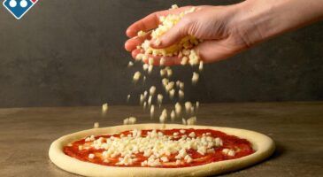 Dominos Pizza : The Tummy Translator, le shazam de la restauration qui devrait engager les jeunes