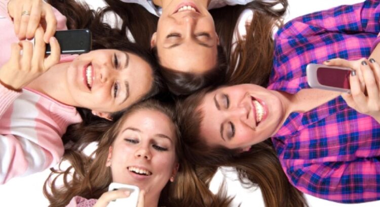 Les jeunes et le mobile, une grande histoire d'amour à exploiter !
