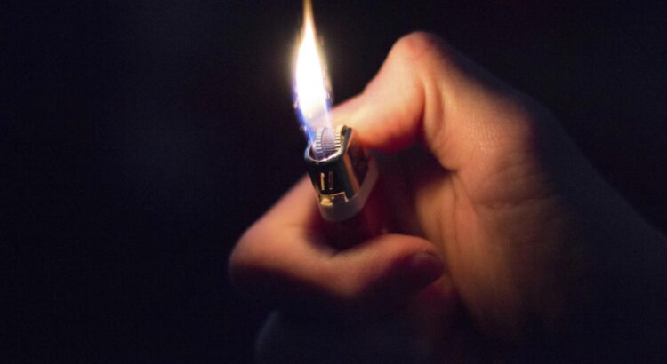 S'enflammer pour s'amuser, une tendance qui a de quoi faire peur.