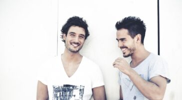 Fréro Delavega, découvert dans The Voice 3, numéro 1 surprise du top albums