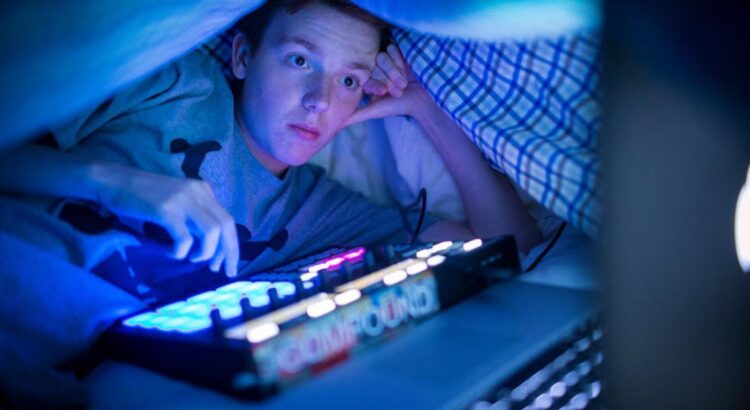 Les jeunes ne veulent plus dormir...