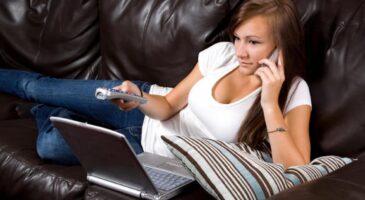 Un jeune sur cinq en permanence adepte du second écran, Social TV à intégrer pour les marques !