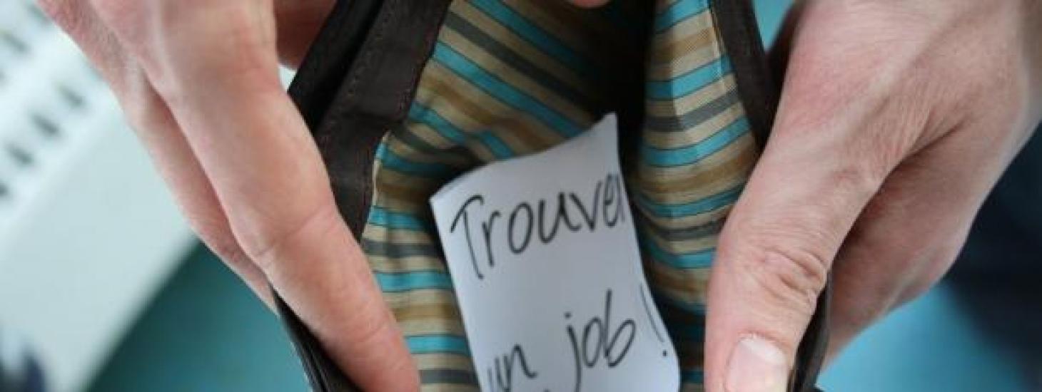 Pour les jeunes, trouver un travail est souvent compliqué.