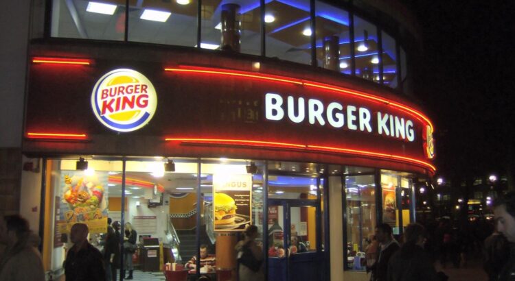 Burger King veut ouvrir 400 établissements en France.